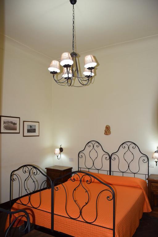 帕泰尔诺Il Casale Dell'Etna别墅 外观 照片
